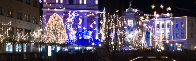 Ljubljana_Christmas_Market_Lights_(37927553515)